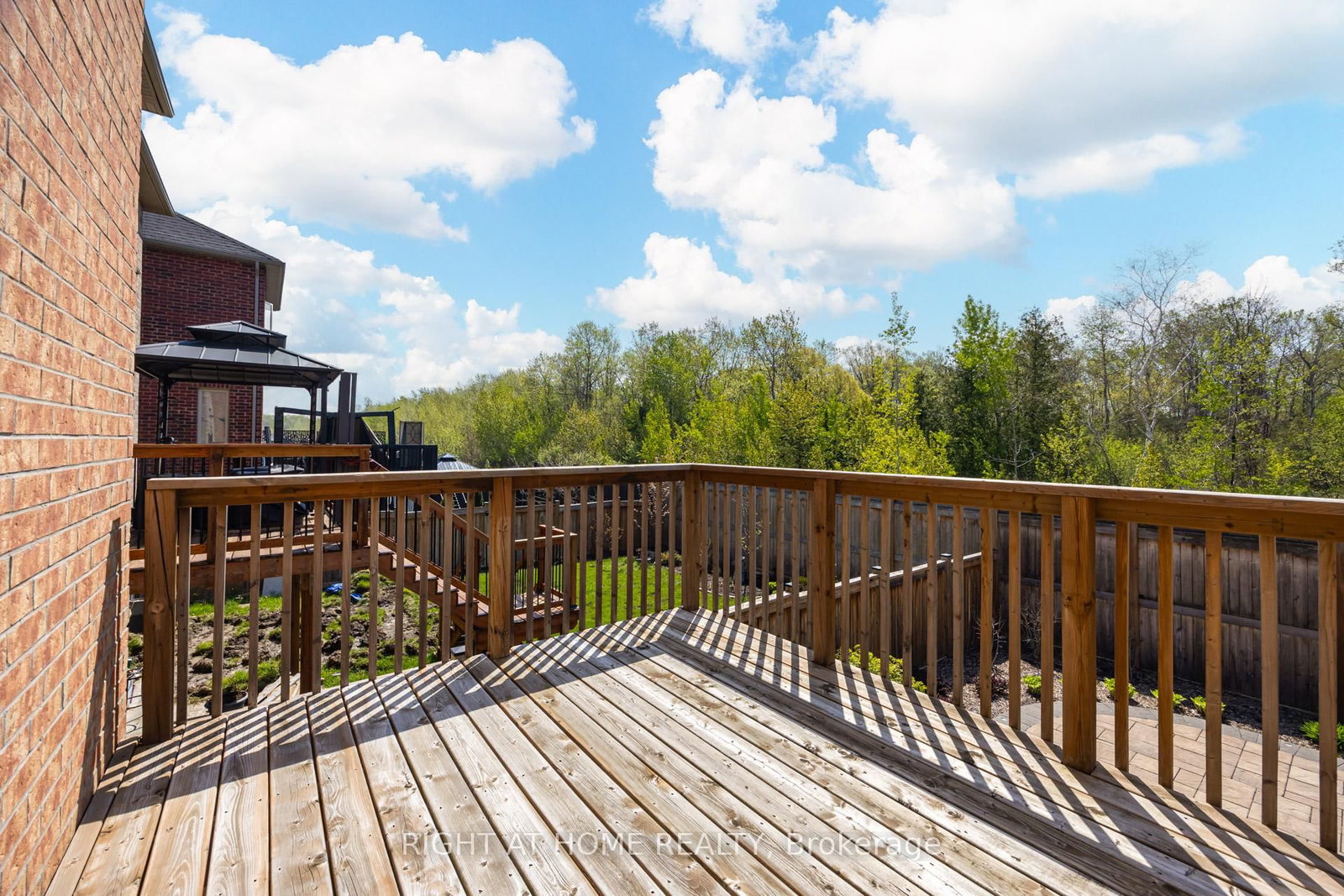12 Labriola Court • Whitby, ON photo 10
