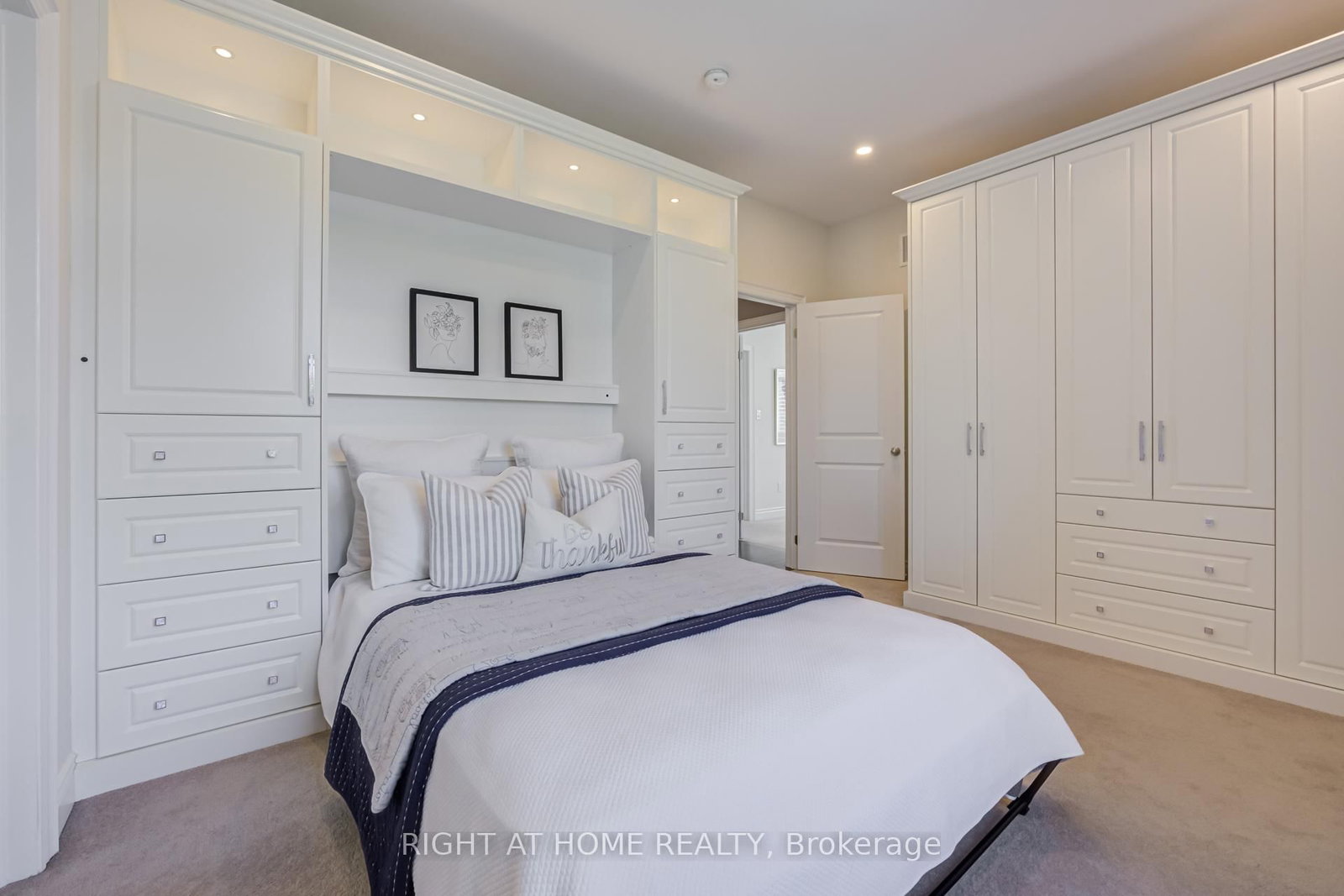 12 Labriola Court • Whitby, ON photo 18