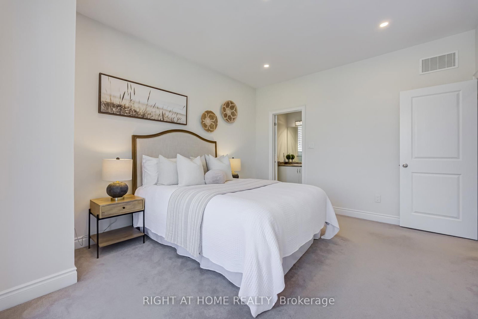 12 Labriola Court • Whitby, ON photo 25