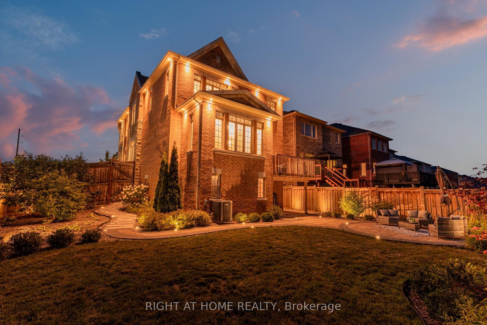12 Labriola Court • Whitby, ON photo 35