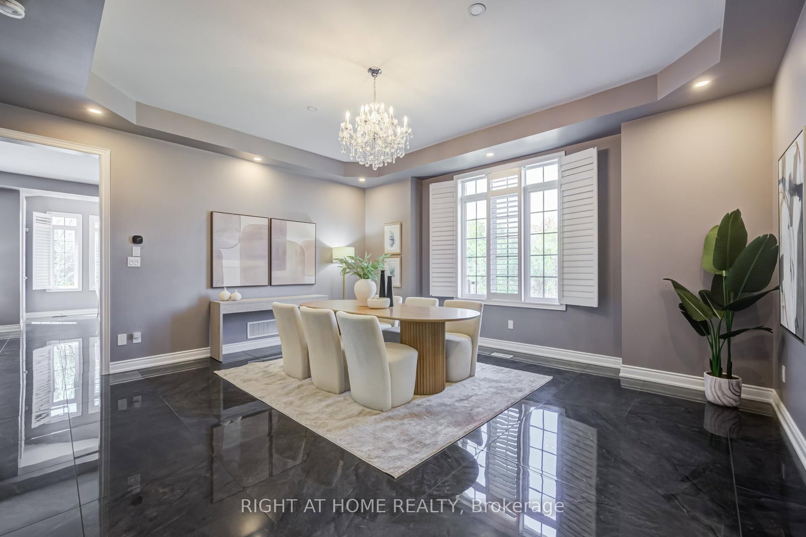 12 Labriola Court • Whitby, ON photo 6