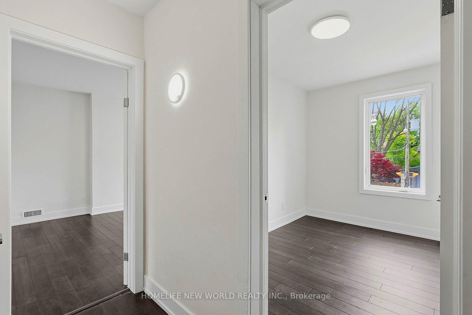 1842 E Dundas Street • Toronto, ON photo 41