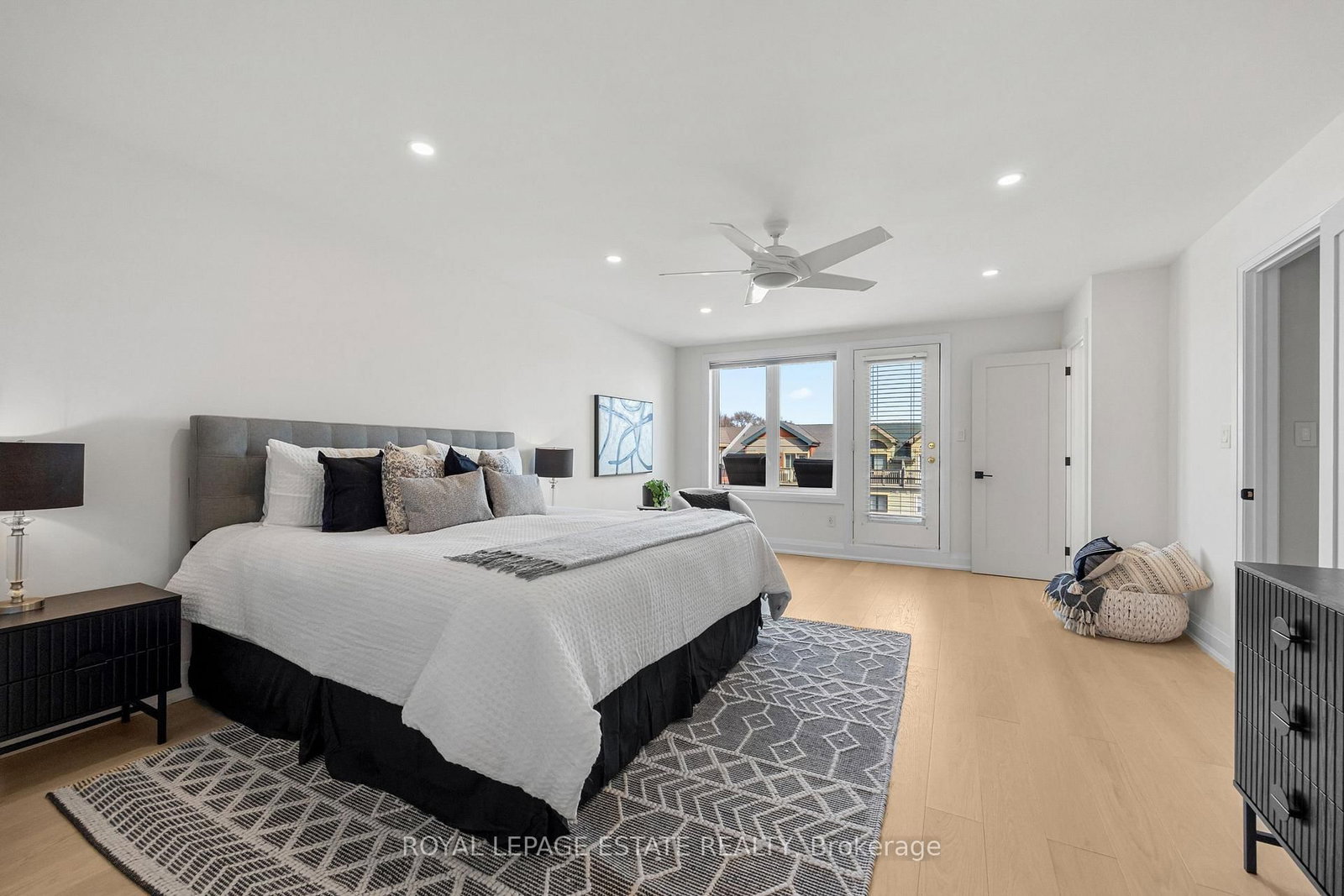 95 Boardwalk Drive • Toronto, ON photo 26