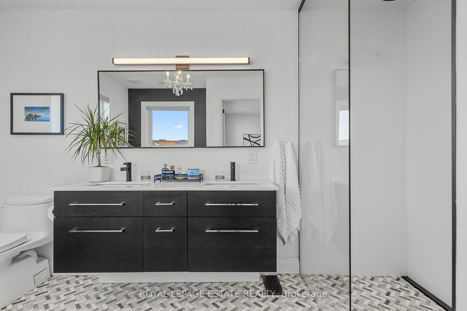 95 Boardwalk Drive • Toronto, ON photo 28