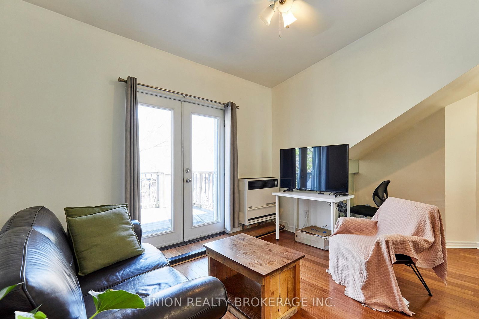 92 Dixon Avenue, Unit 3rd Floor - Photo 8