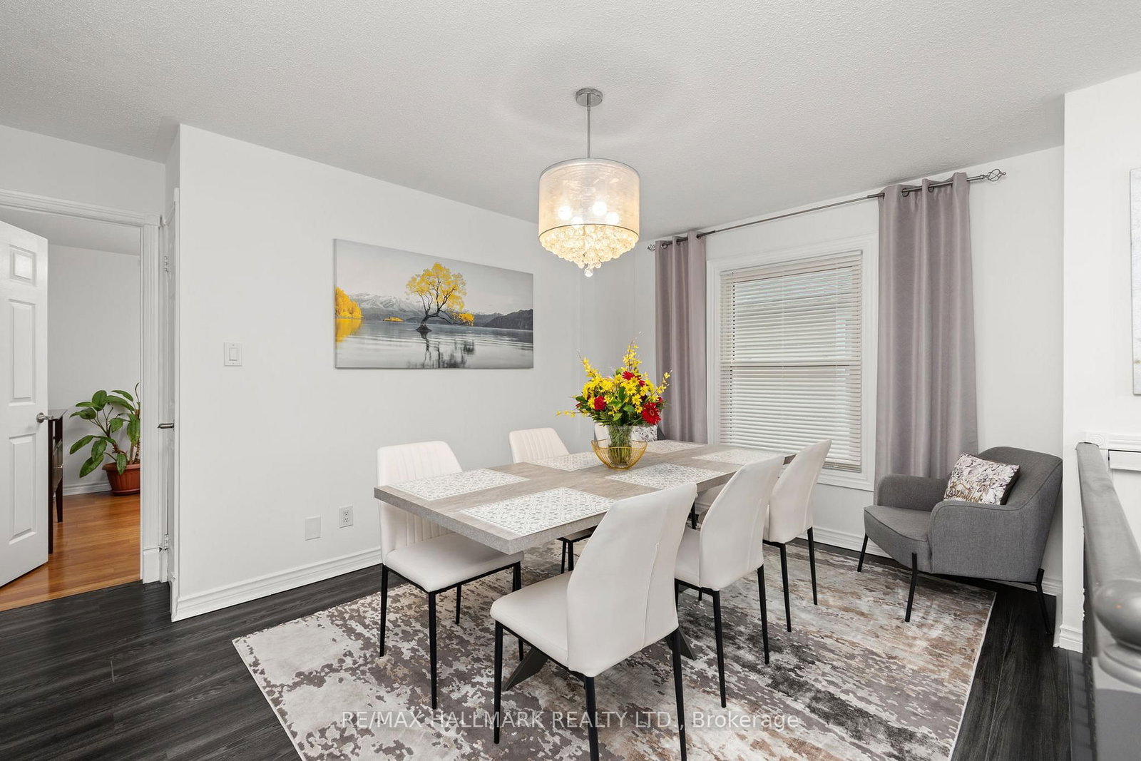 130 Elford Drive • Clarington, ON photo 4