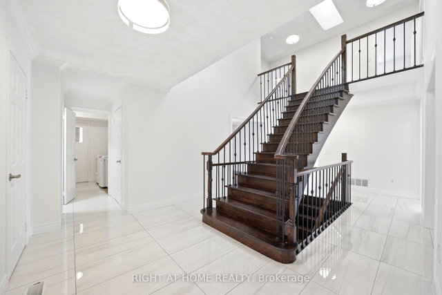 36 Ravenview Drive