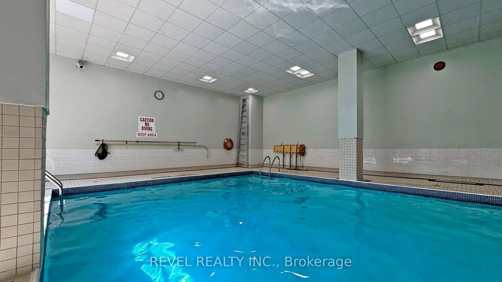 1655 Pickering Parkway, Unit 212 - Photo 37