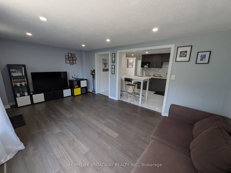 54 - 850 Huntingwood Drive
