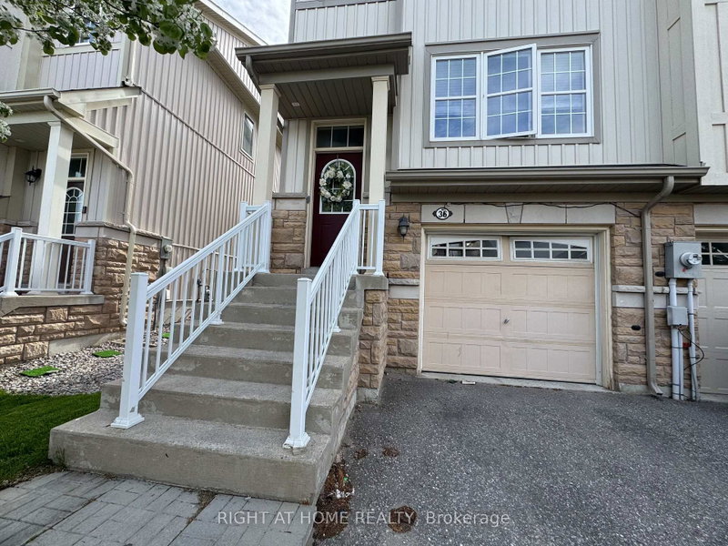 home for lease on 36 Farmstead Dr Drive