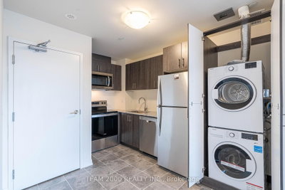 Unit 27 — 155 Tapscott Road — photo 5