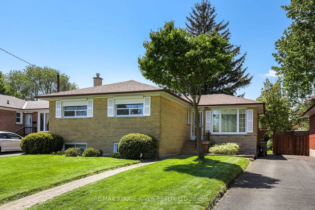 14 Farmbrook Road