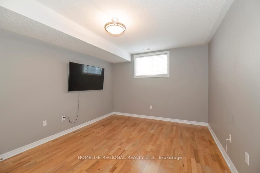 99 Goodman Drive • Oshawa, ON photo 22