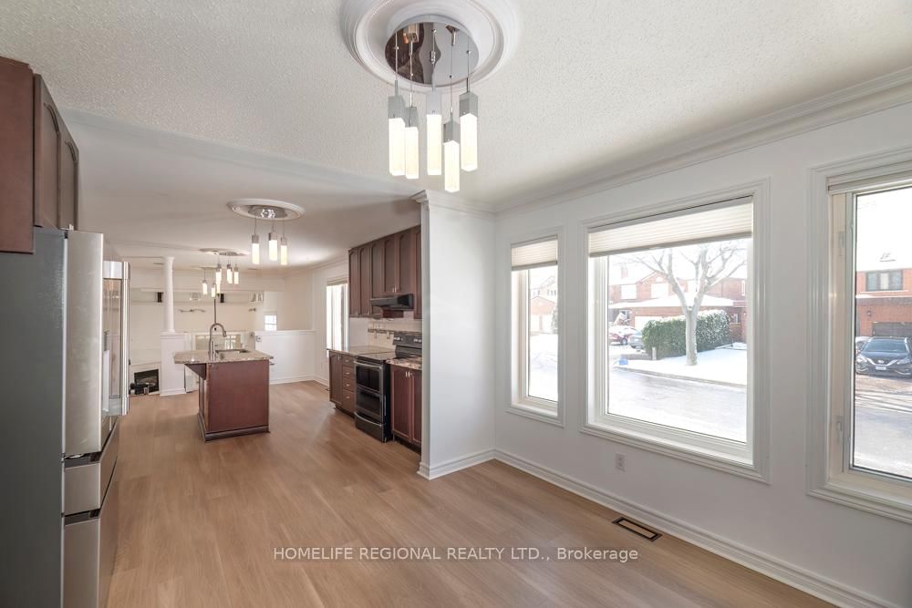 99 Goodman Drive • Oshawa, ON photo 9