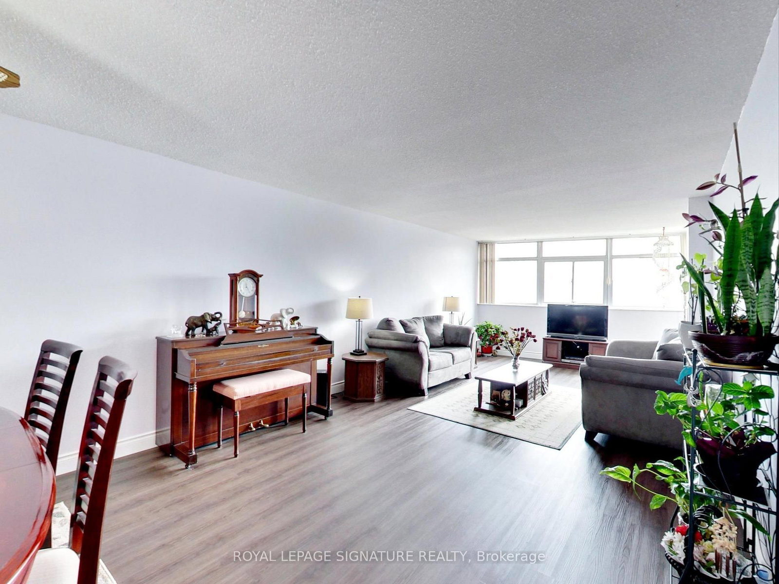 3151 Bridletowne Circle • #506 • Toronto, ON photo 3
