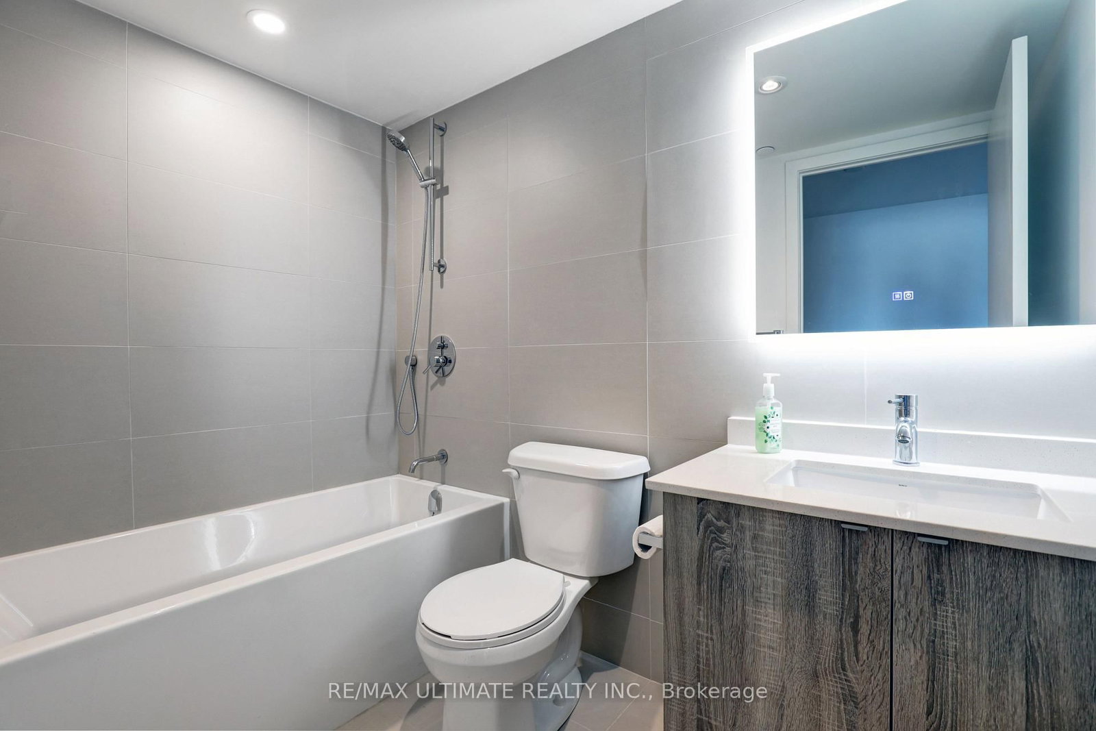 1401 O'Connor Drive • #513 • Toronto, ON photo 12