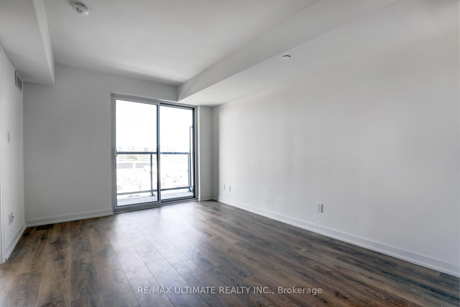 1401 O'Connor Drive • #513 • Toronto, ON photo 7