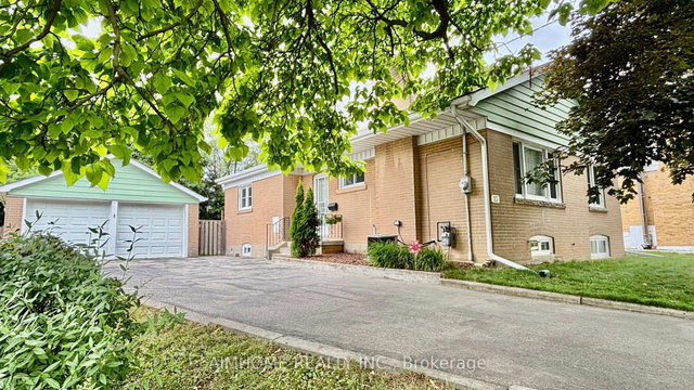12 Canham Crescent