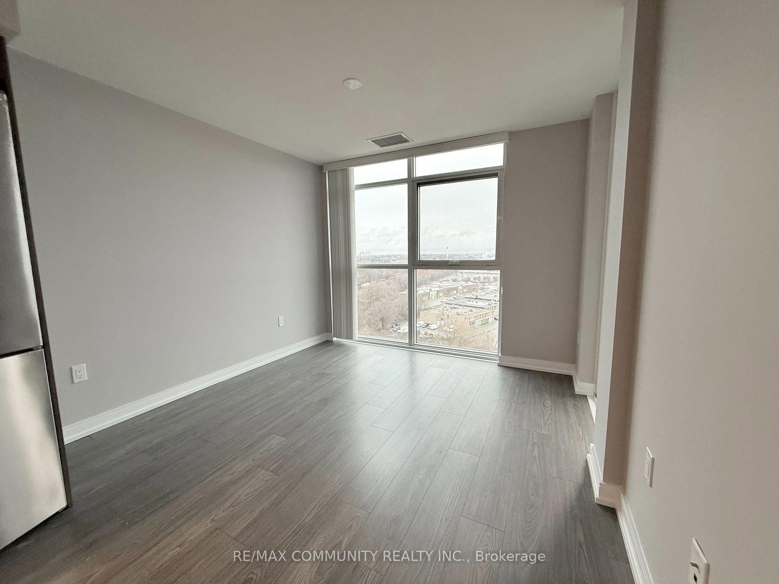 1001-225 Village Green Square, Toronto, ON, photo 5