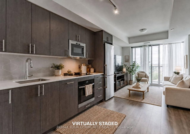 2302 - 2545 Simcoe Street