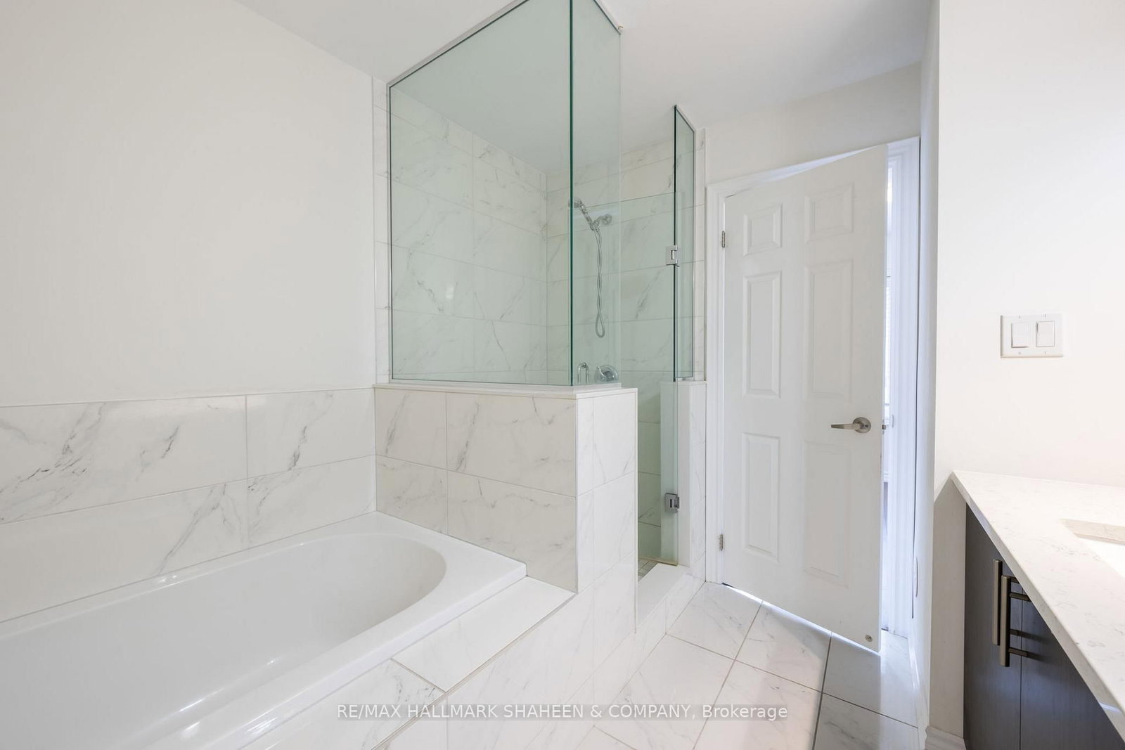 2553 Barbarolli Path, Unit 116 - Photo 23