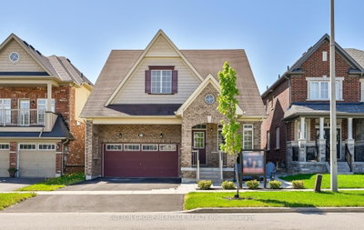 Detached House in Bowmanville