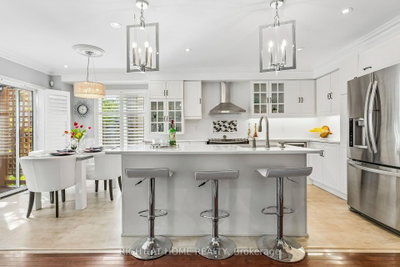 136 Harrongate Place — more photos