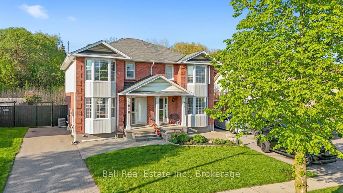 Semi-Detached House sold at 1040 Snowberry Street, Oshawa, Ontario, L1K 2H9 - Pinecrest - MLS: E13207946