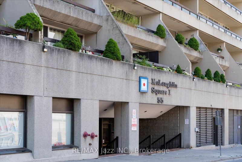 511 - 55 William Street E