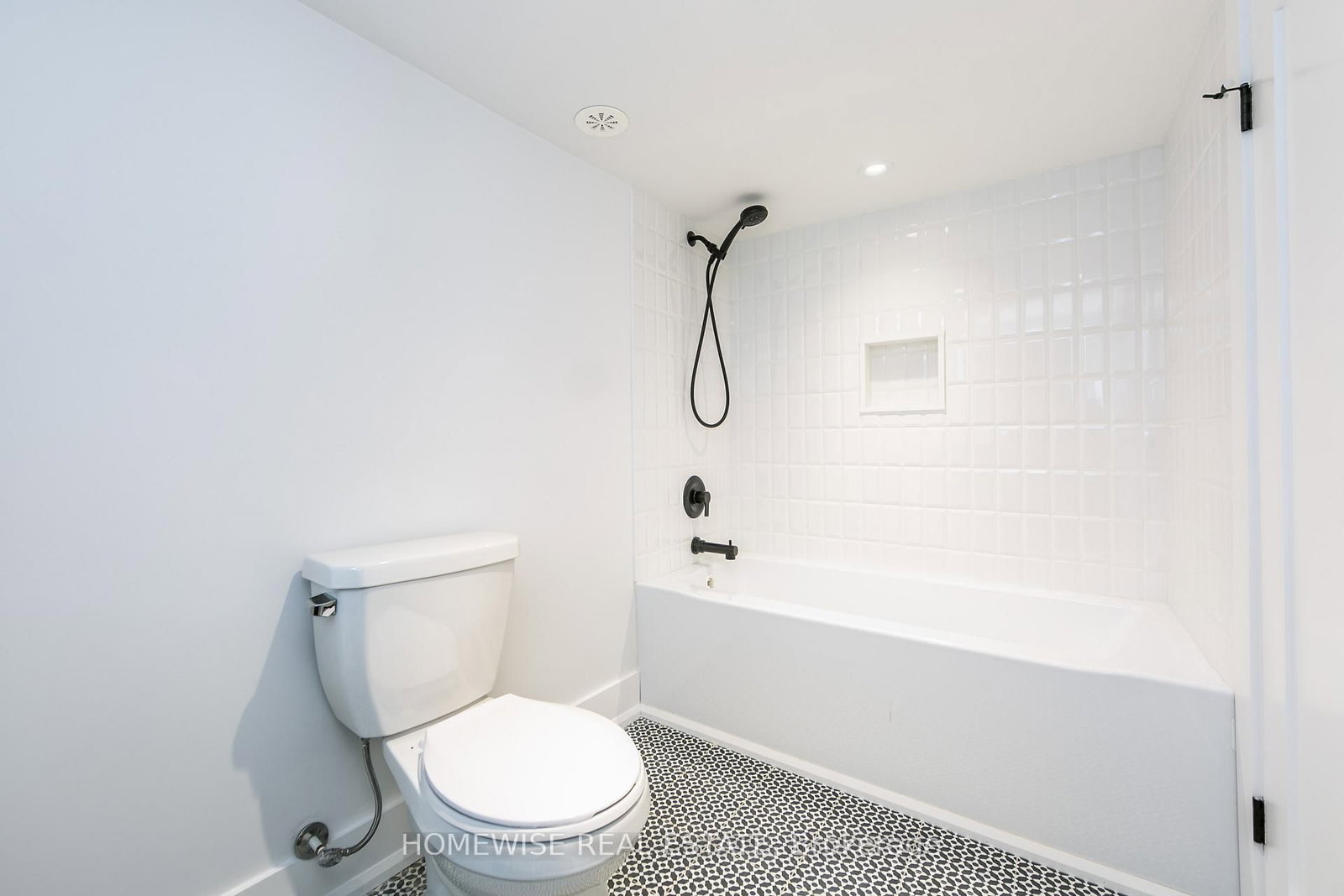 103 Malvern Avenue, Unit 1 - Photo 24