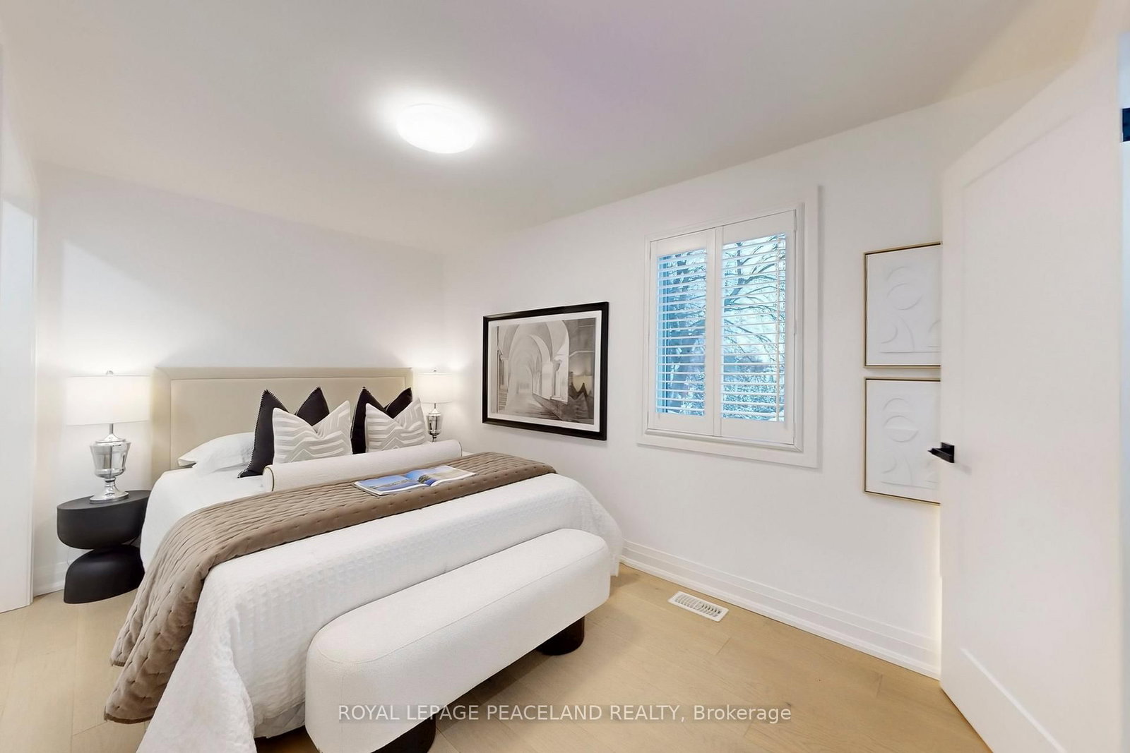 29 Rosita Crescent • Toronto, ON photo 14