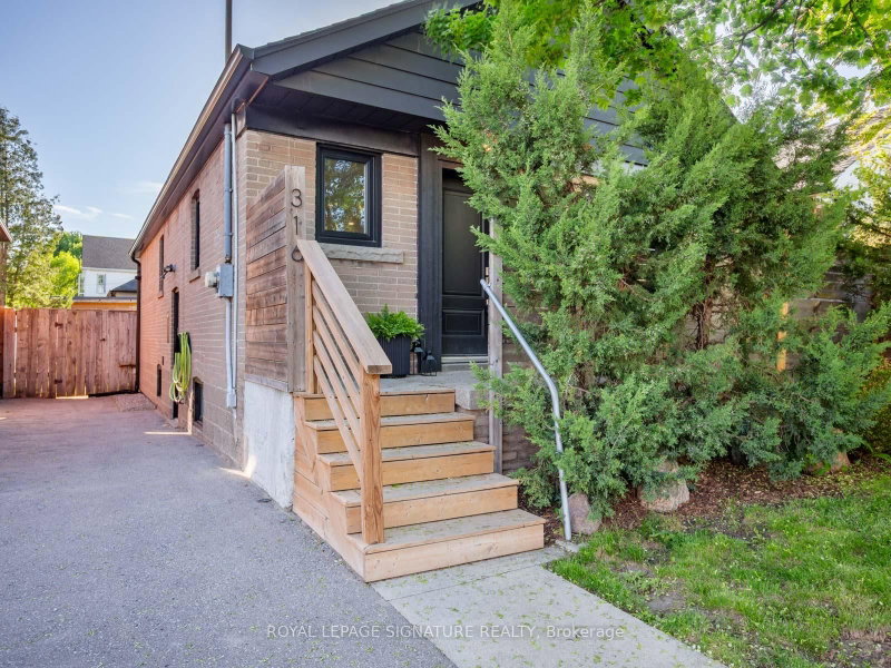 316 Blantyre Avenue