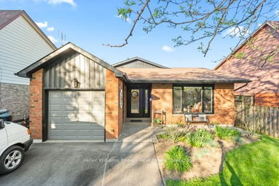 Detached House in Lynde Creek