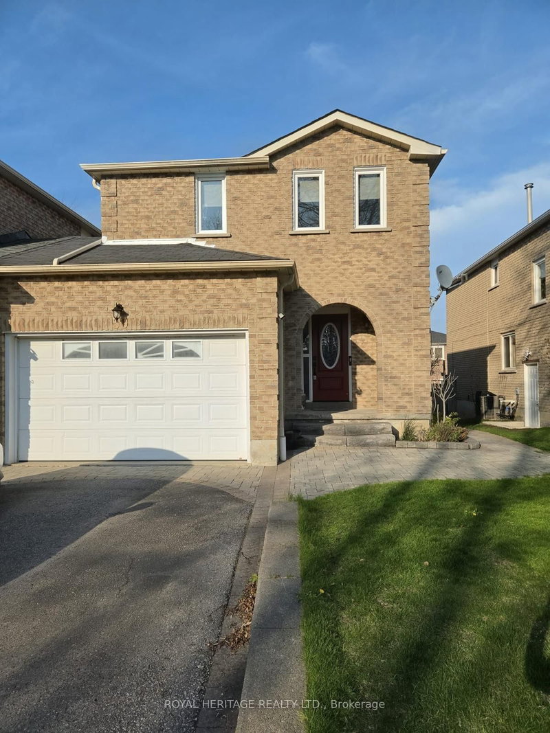 home for lease on 59 Hewitt Crescent