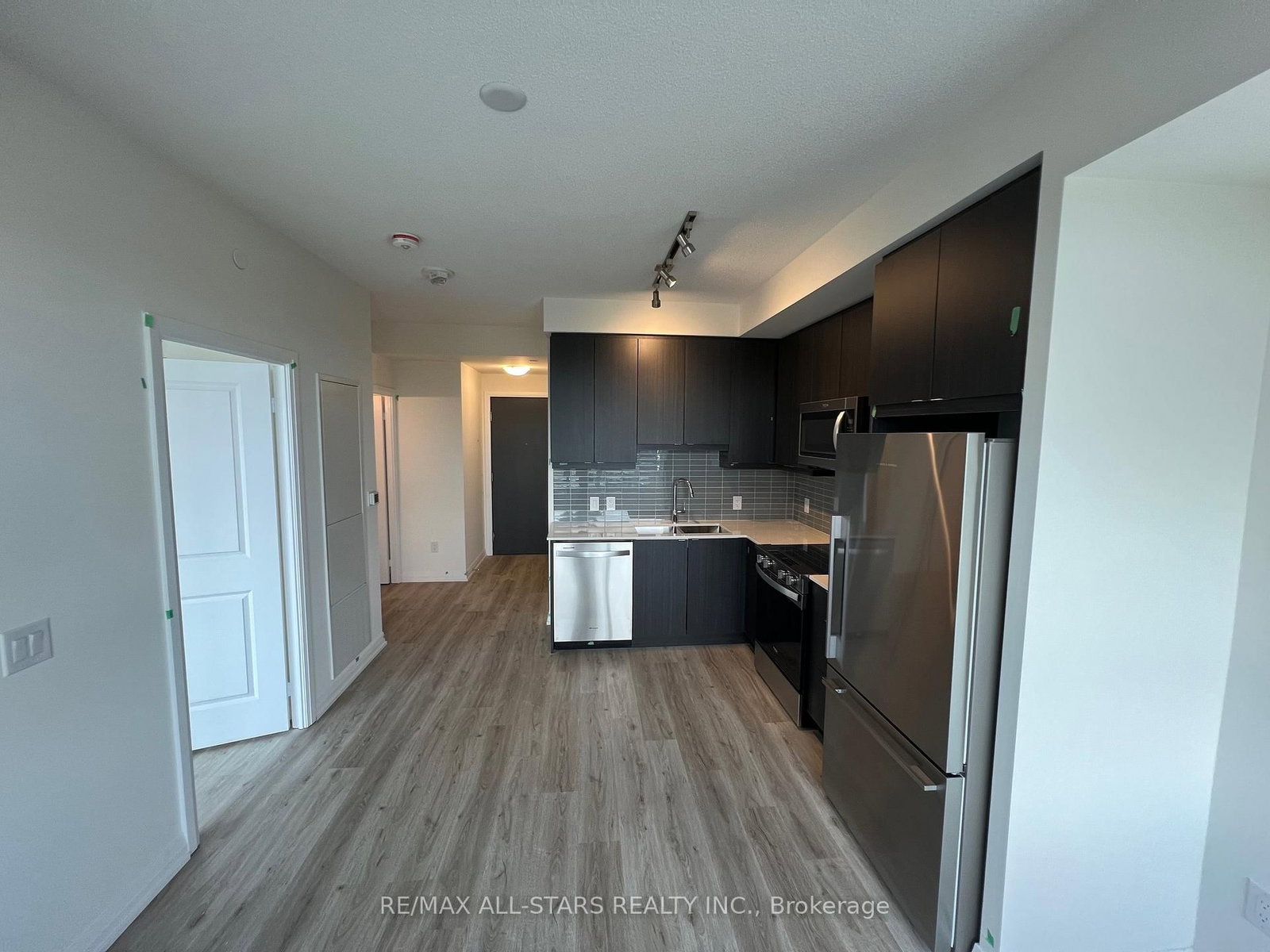 1430-3270 Sheppard Avenue, Toronto, ON, photo 5