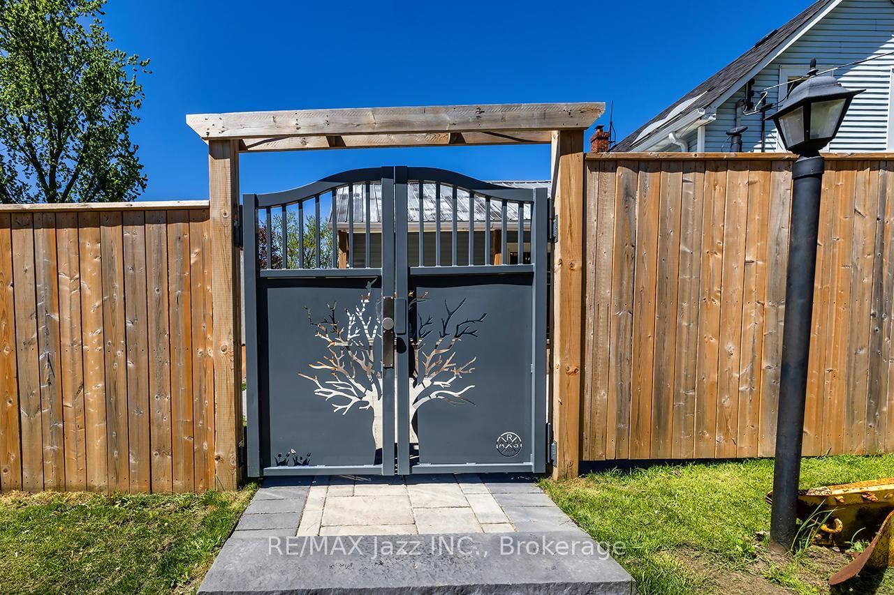 1176 Scugog Line 14 • Scugog, ON photo 6