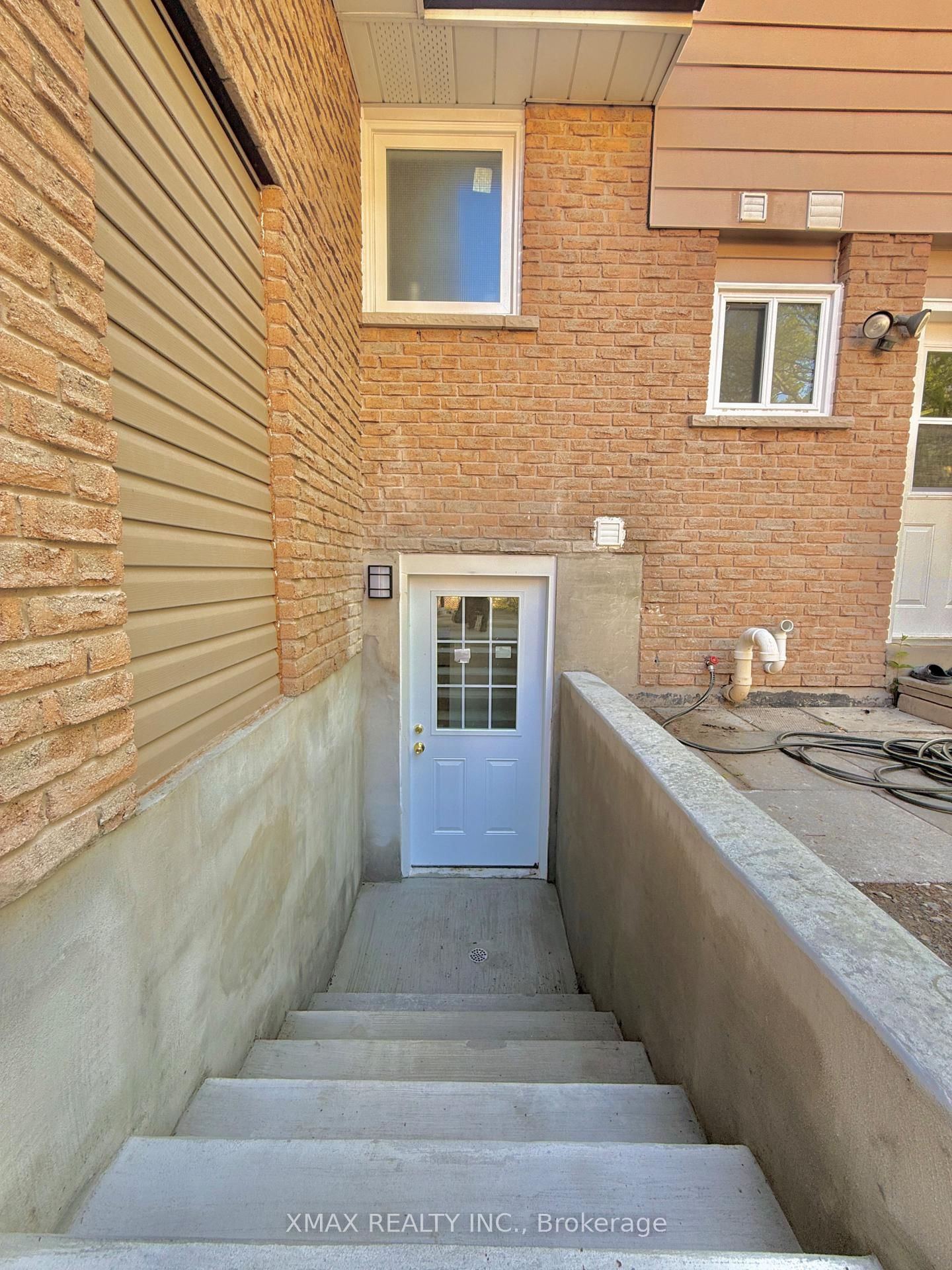 Basement - 86 Twyn Rivers Drive, Pickering 3