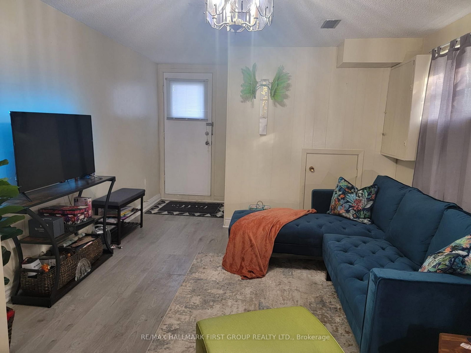 Unit A - 1903 Rosefield Road, Pickering 3