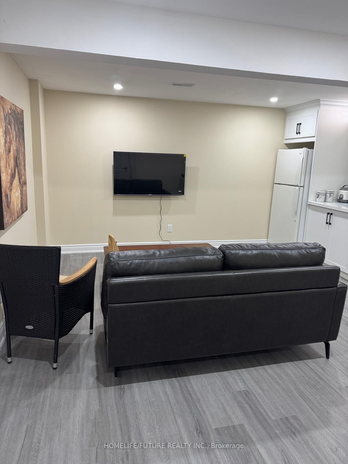 66 Inglewood Place, Unit BSMT - Photo 7