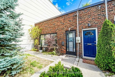 1-bed Townhouse · 303 Coxwell Ave