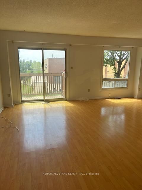 201 Alexmuir Boulevard • #82 • Toronto, ON photo 7