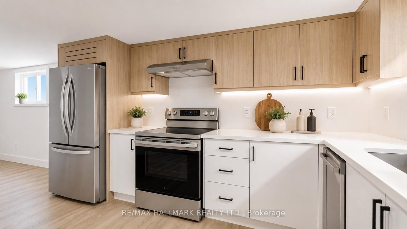 Lower/Bsmt-655 O'connor Drive, Toronto, ON, photo 3