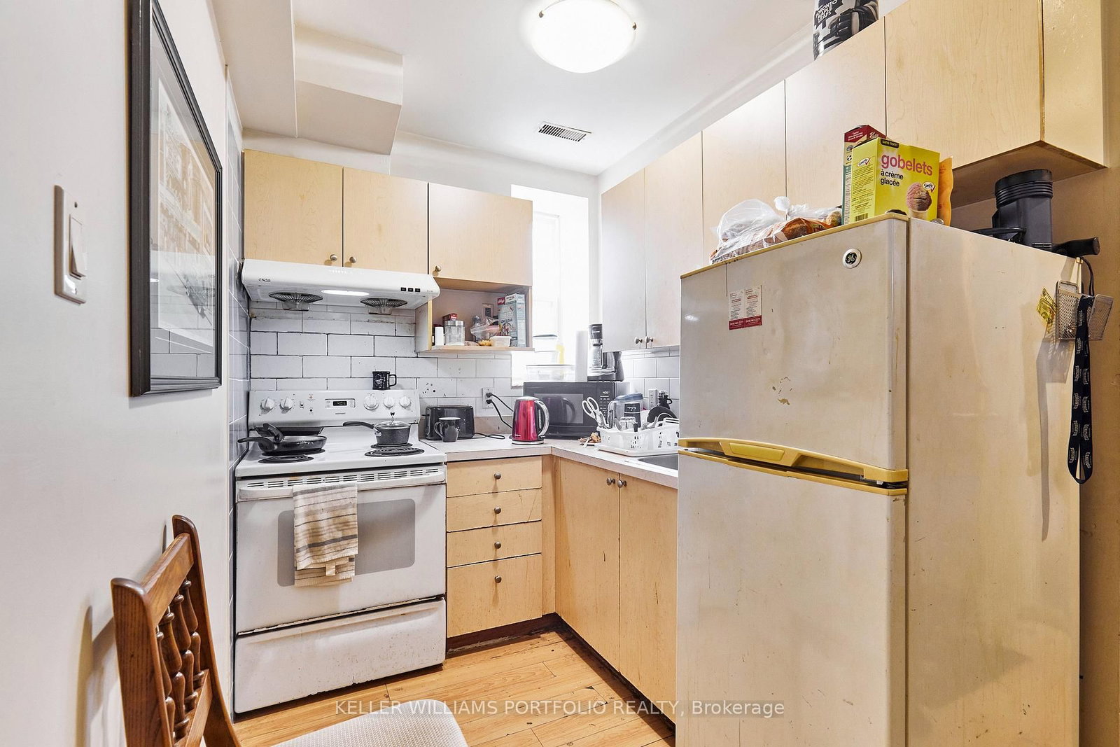 1395 E Gerrard Street • Toronto, ON photo 18