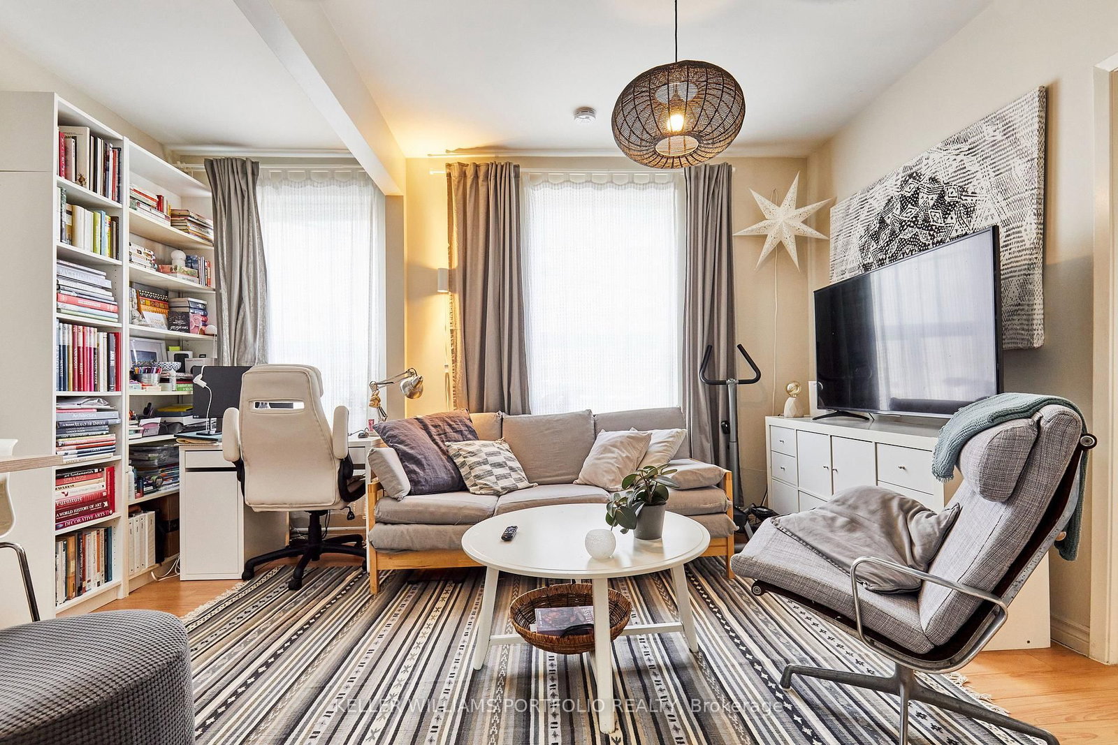 1395 E Gerrard Street • Toronto, ON photo 34