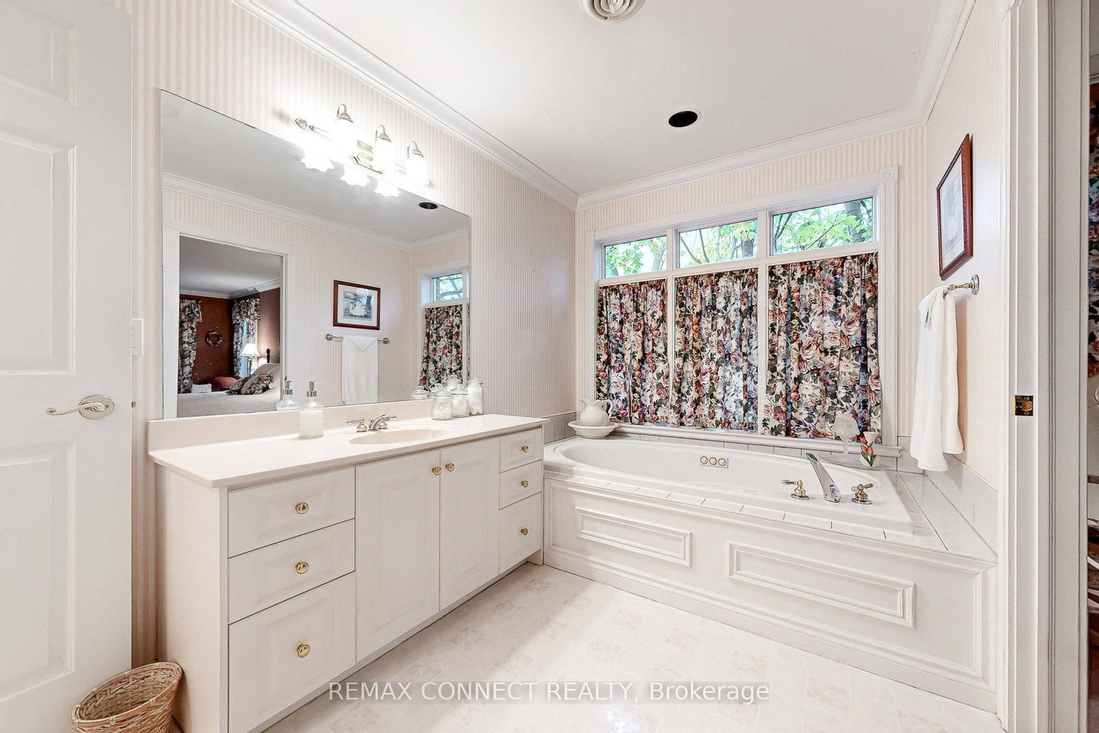 1436 Highbush Trail - Photo 27