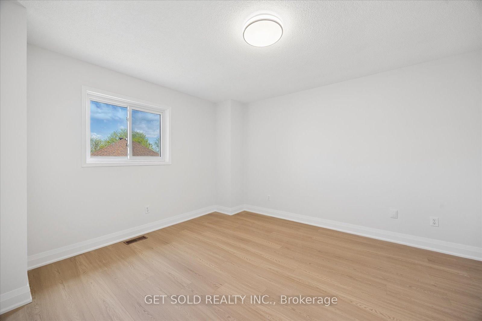 10 Howes Street - Photo 26