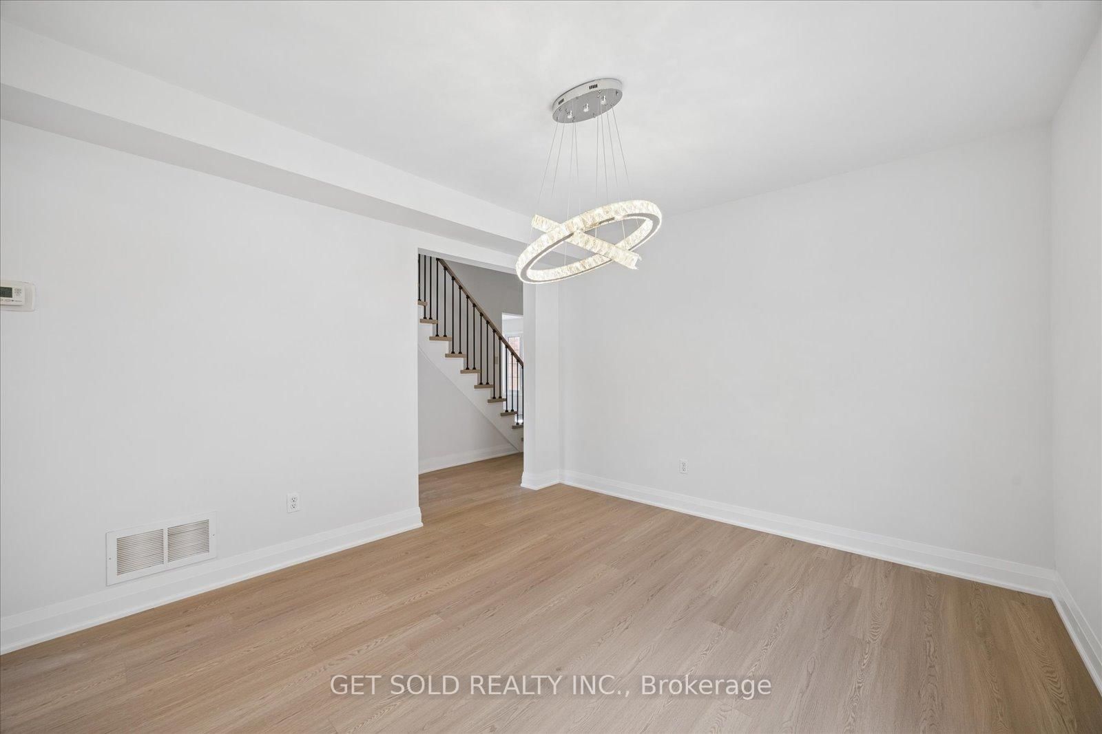 10 Howes Street - Photo 7