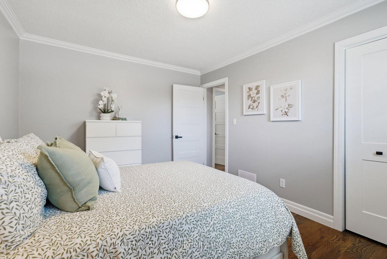 601 Alma Street • Scugog, ON photo 19
