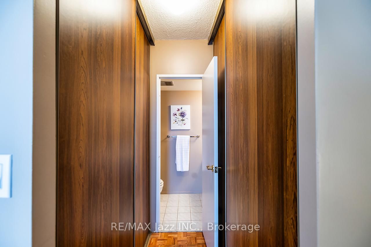 92 Church Street S, Unit PH 4 - Photo 24