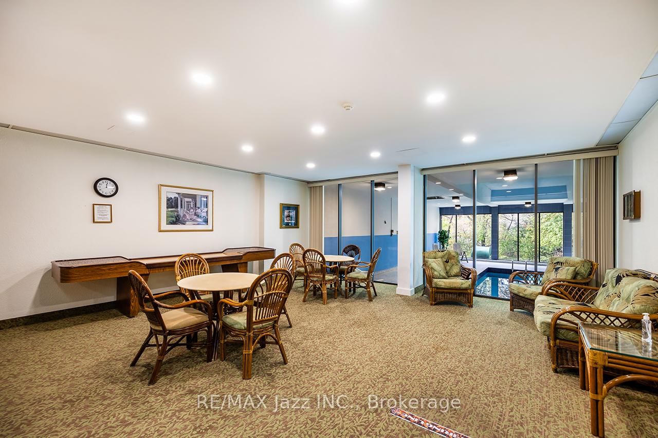 92 Church Street S, Unit PH 4 - Photo 32